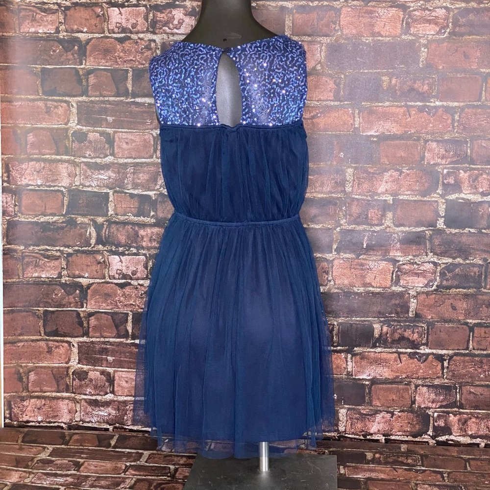 Mimi Chica Sleeveless Fit & Flare Mini Dress Size Small Sequins with Tulle Skirt - Picture 2 of 8